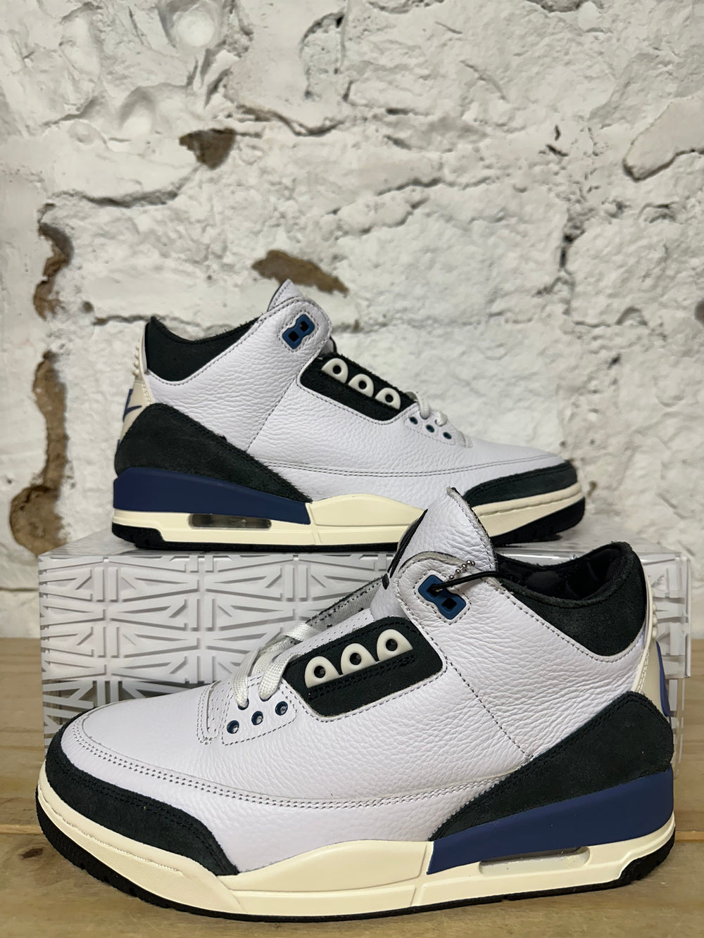 Air Jordan 3 A Ma Maniere Diffused Blue Sz 9 DS