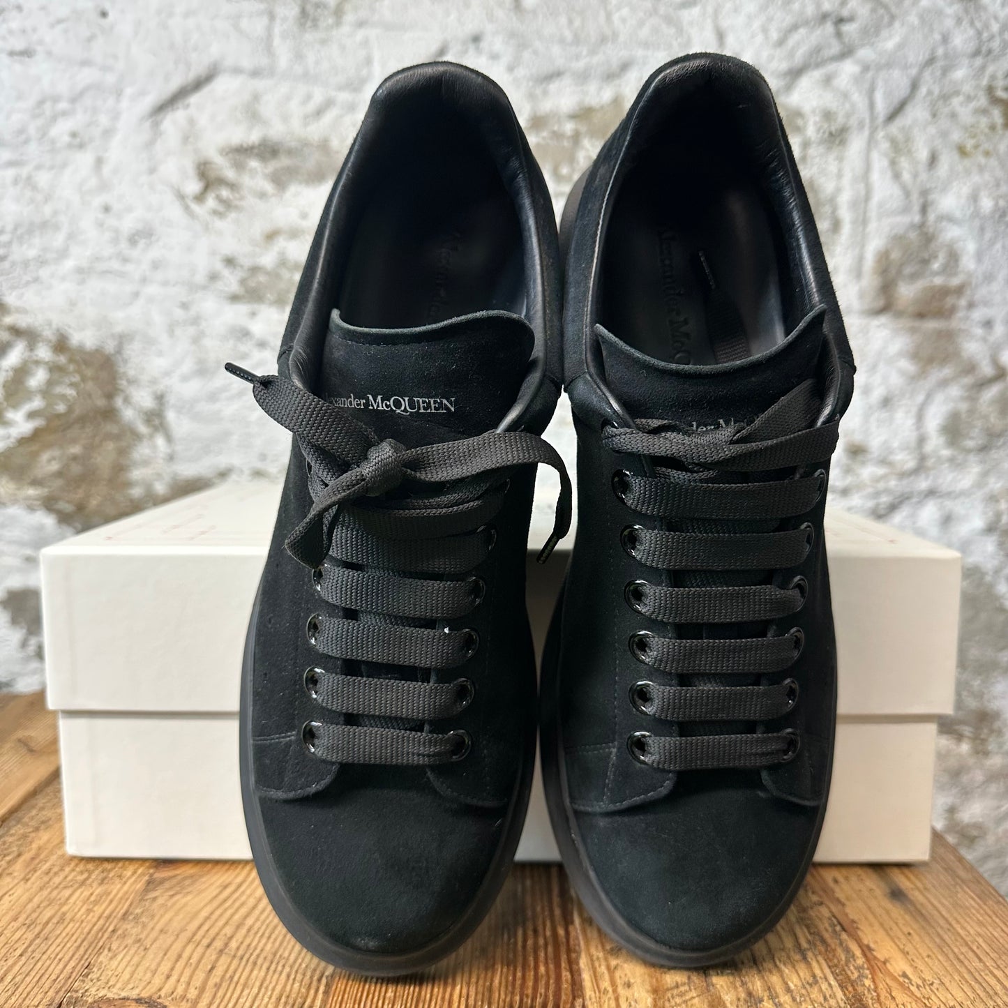 Alexander Mcqueen Triple Black Suede Sneaker Sz 9 (42)