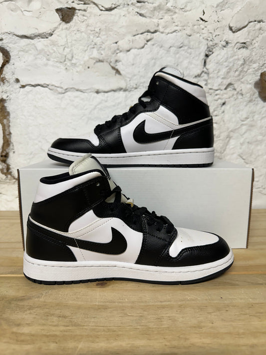 Air Jordan 1 Mid Black White Sz 6.5 (8W)