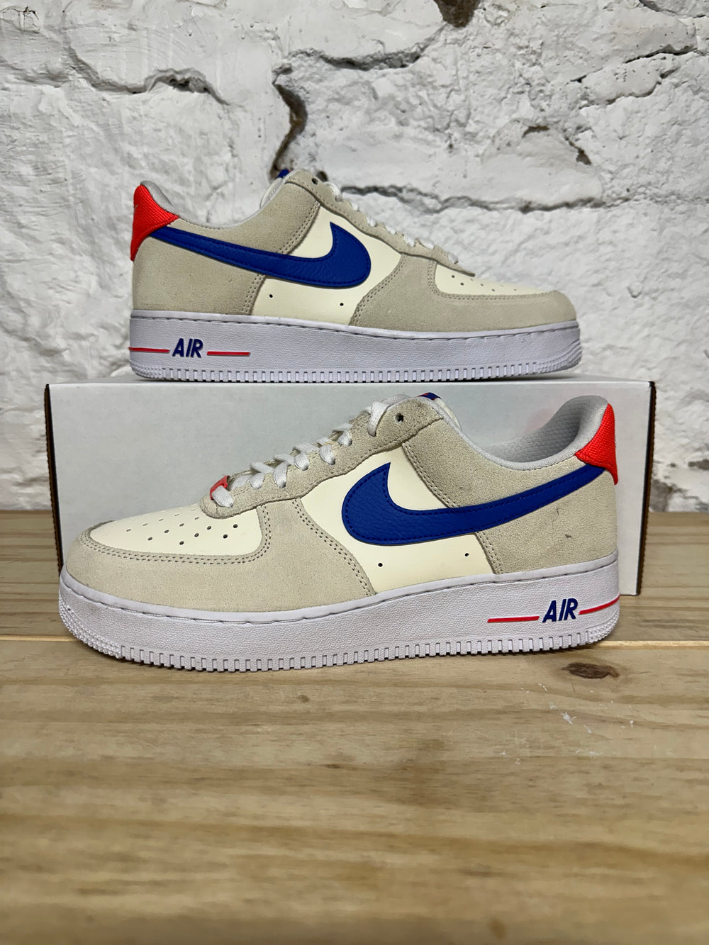 Nike Air Force 1 Low Coconut Milk Hyper Royal Sz 9.5