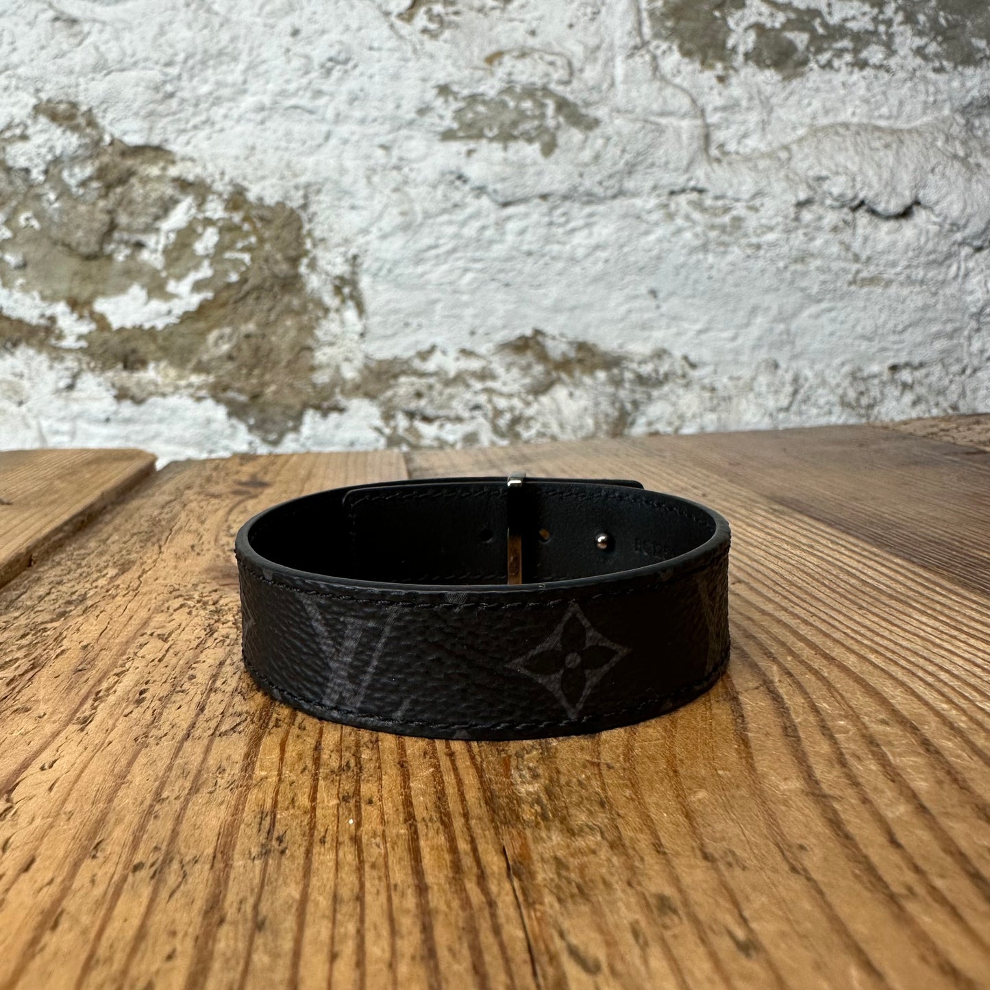 Louis Vuitton Graphite Slim Bracelet Sz 21 W/ Box