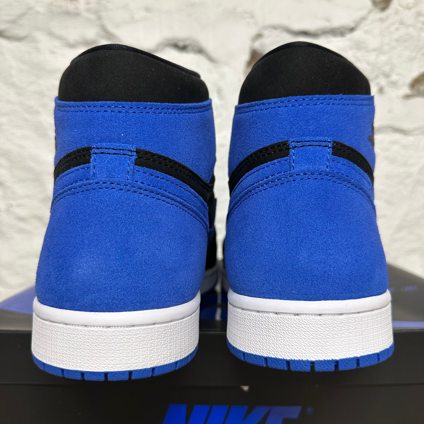 Air Jordan 1 High Royal Reimagined Sz 11.5 DS