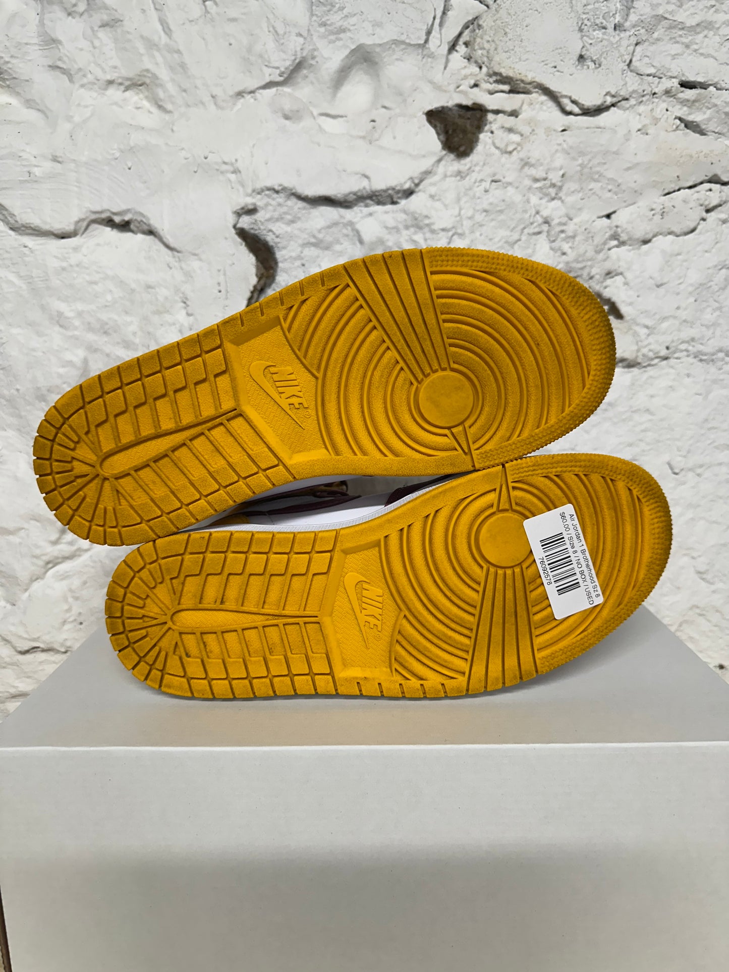 Air Jordan 1 High Brotherhood Sz 8