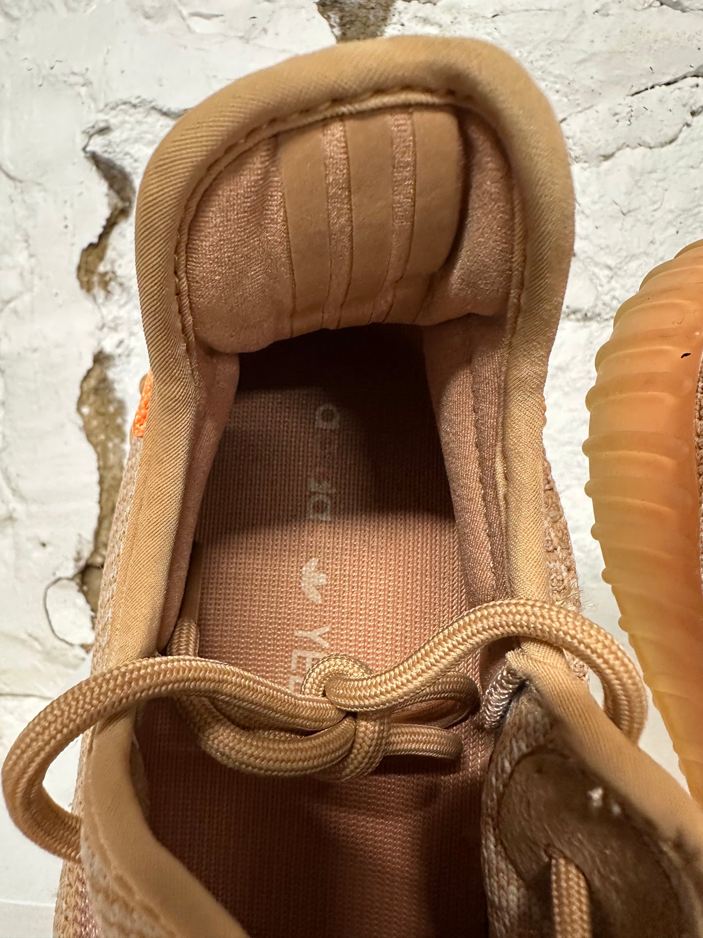 Yeezy 350 V2 Clay Sz 11
