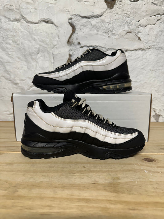 Nike Air Max 95 Black White Sz 7Y