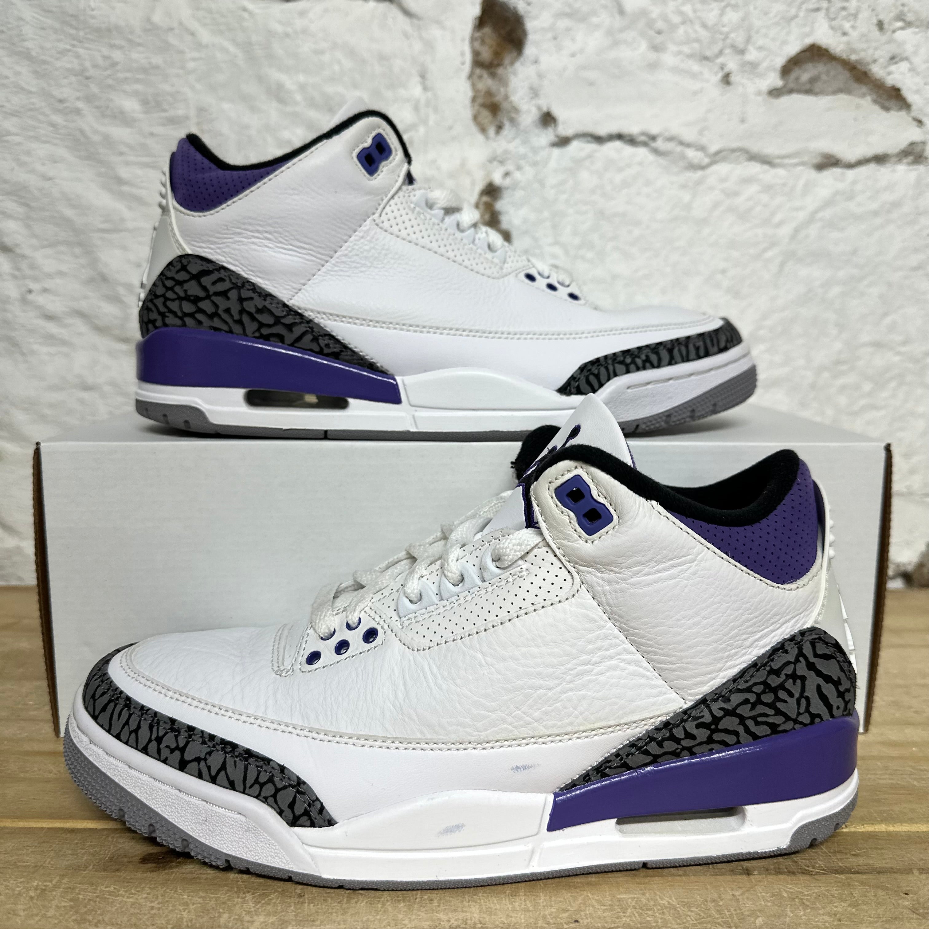 Air Jordan 3 Dark Iris Sz 8.5