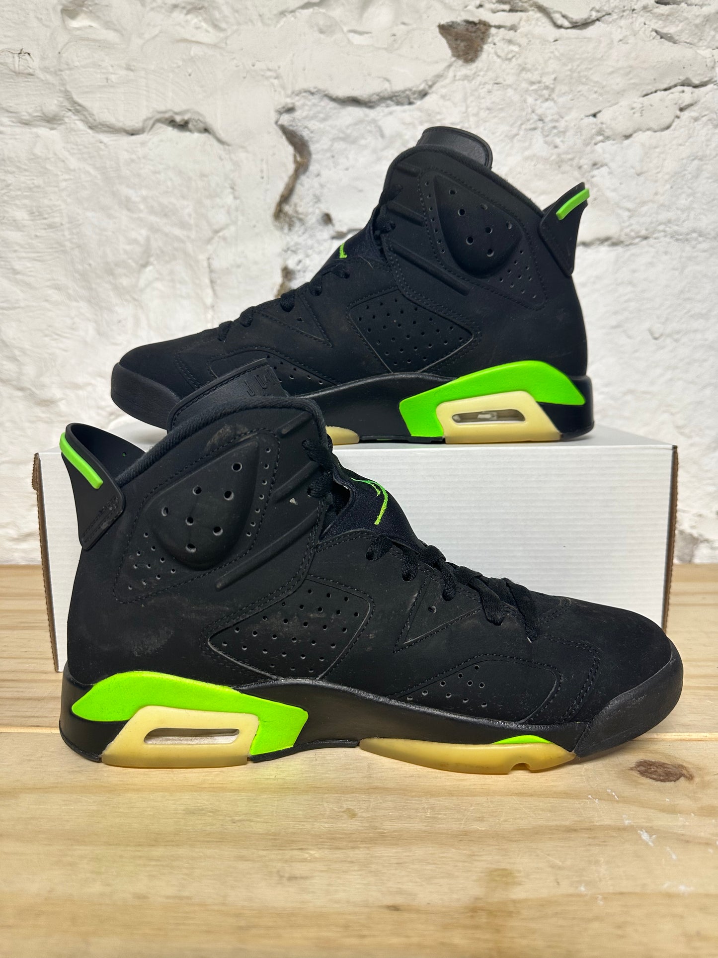 Air Jordan 6 Electric Green Sz 8.5