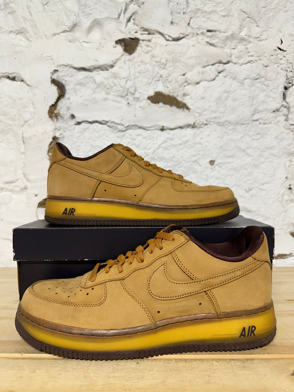 Nike Air Force 1 Low Wheat Dark Mocha Sz 8.5