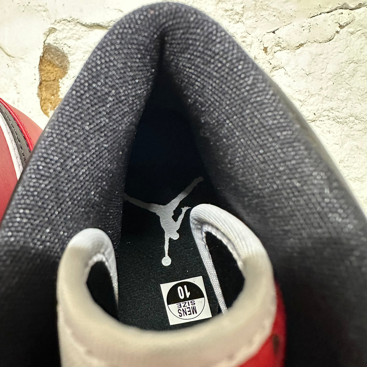 Air Jordan 1 Mid Chicago Black Toe Sz 10 DS