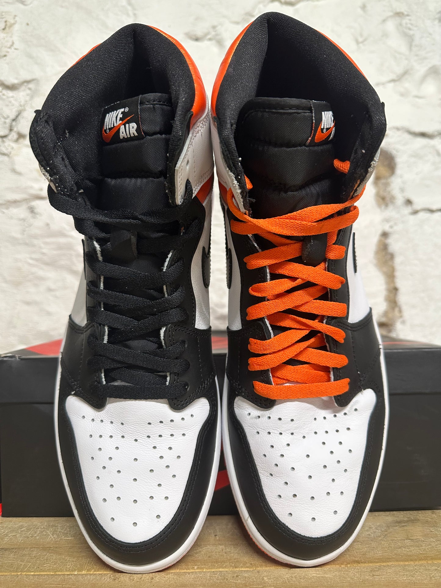 Air Jordan 1 High Electro Orange Sz 12