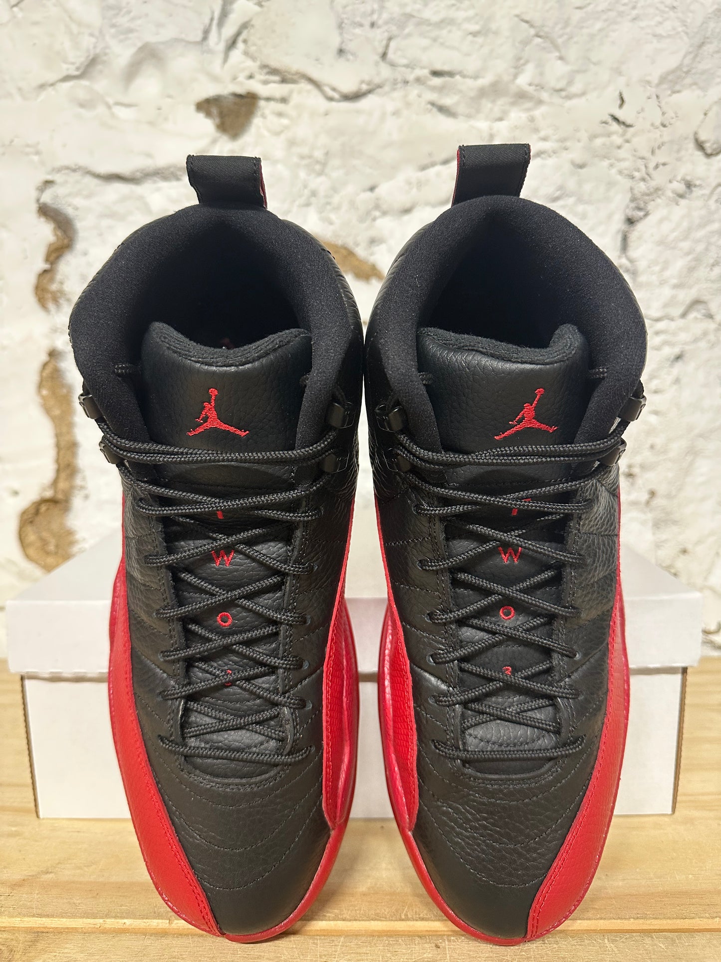 Air Jordan 12 Flu Game (2015) Sz 10.5