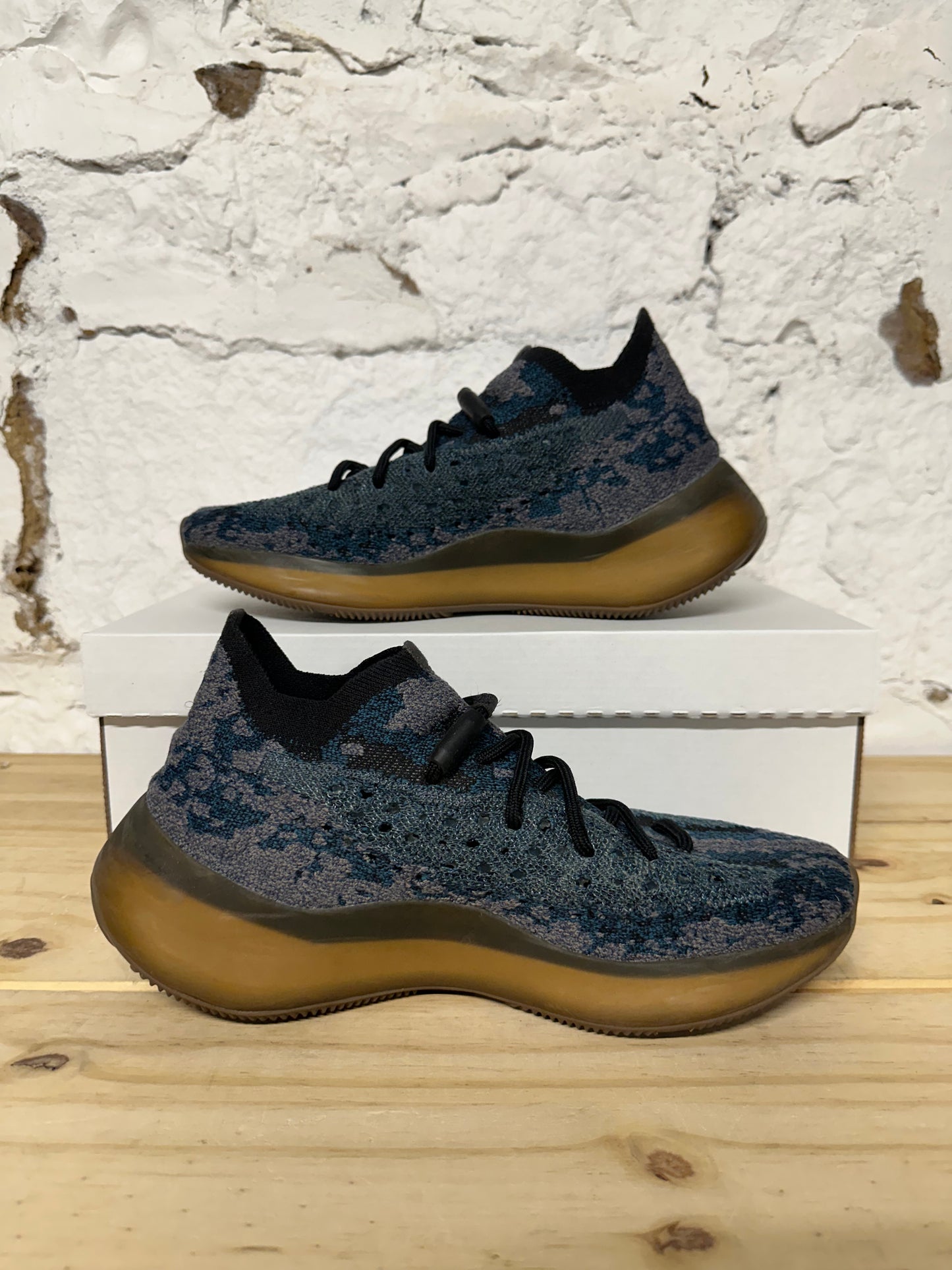 Yeezy 380 Covellite Sz 9