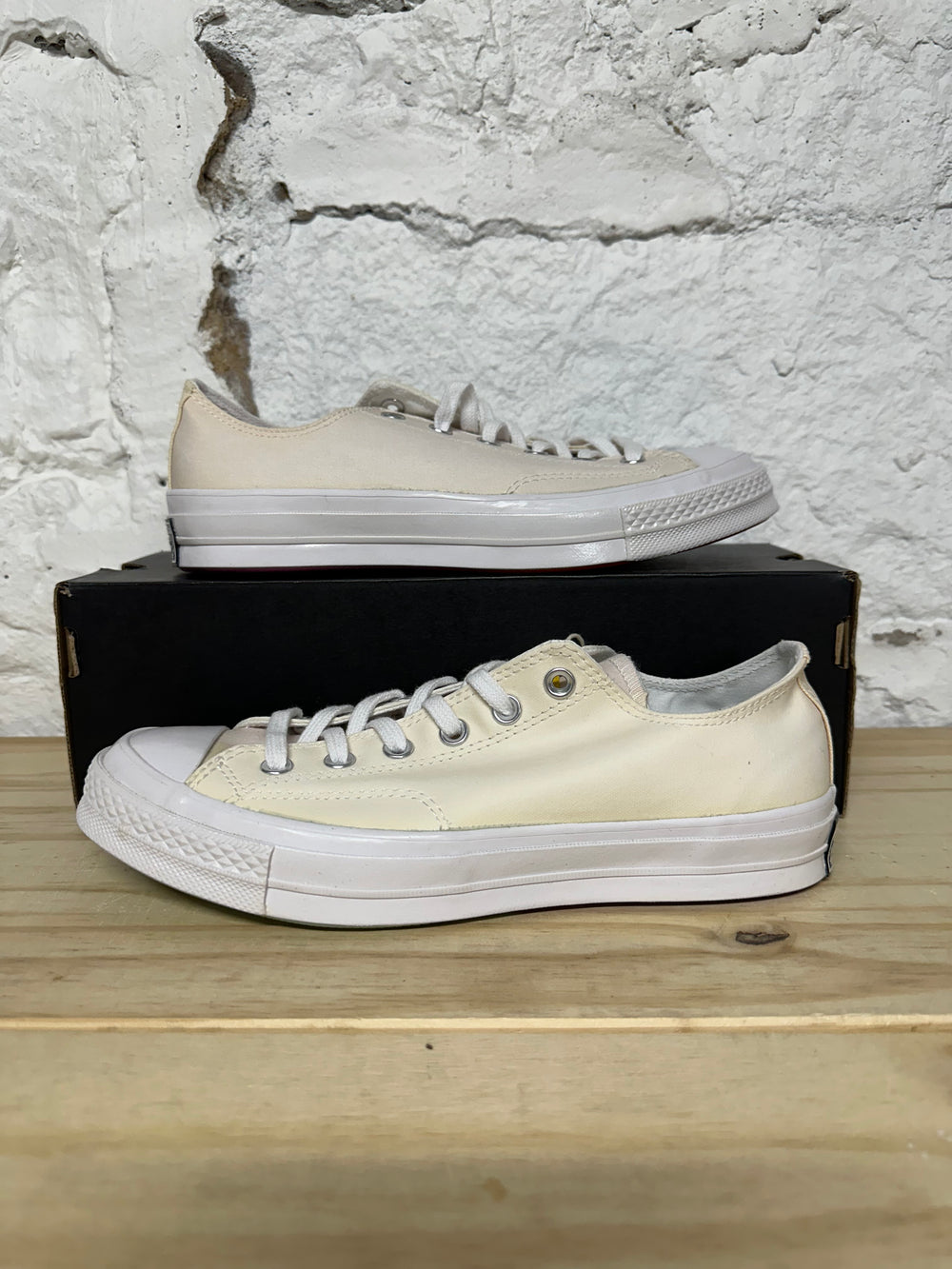 Converse Low Chinatown Market UV Sz 7.5 DS