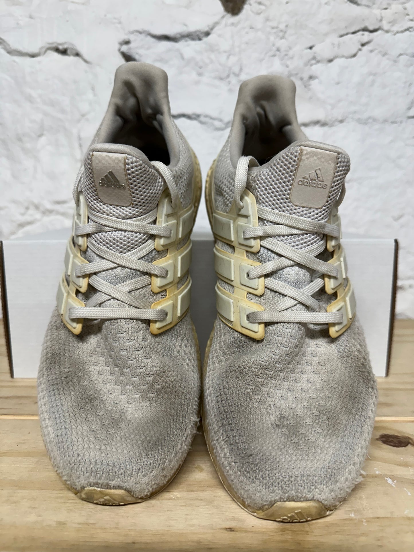 Adidas Ultra Boost Triple White Sz 11