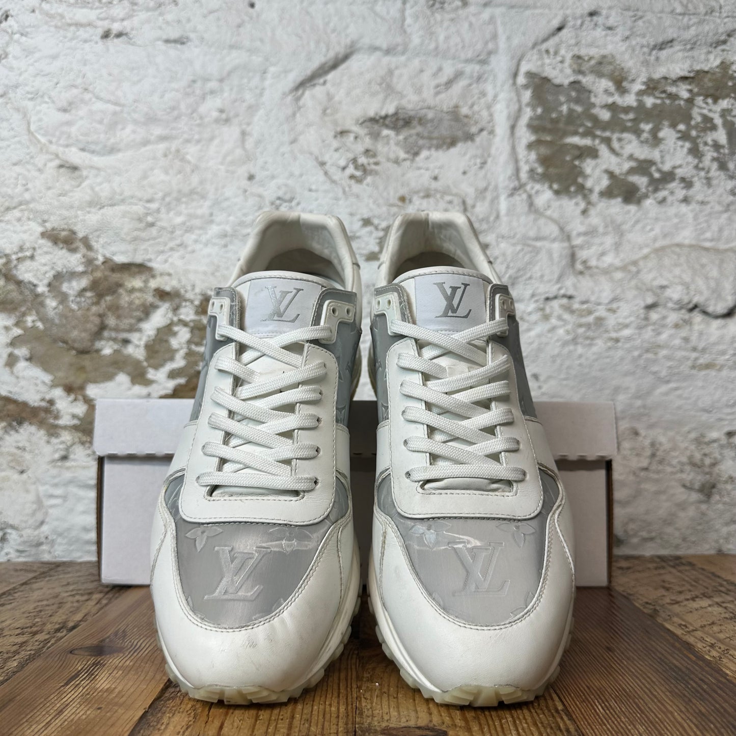 Louis Vuitton Gray White Runaway Sneaker Sz 10.5 (9LV) No Box