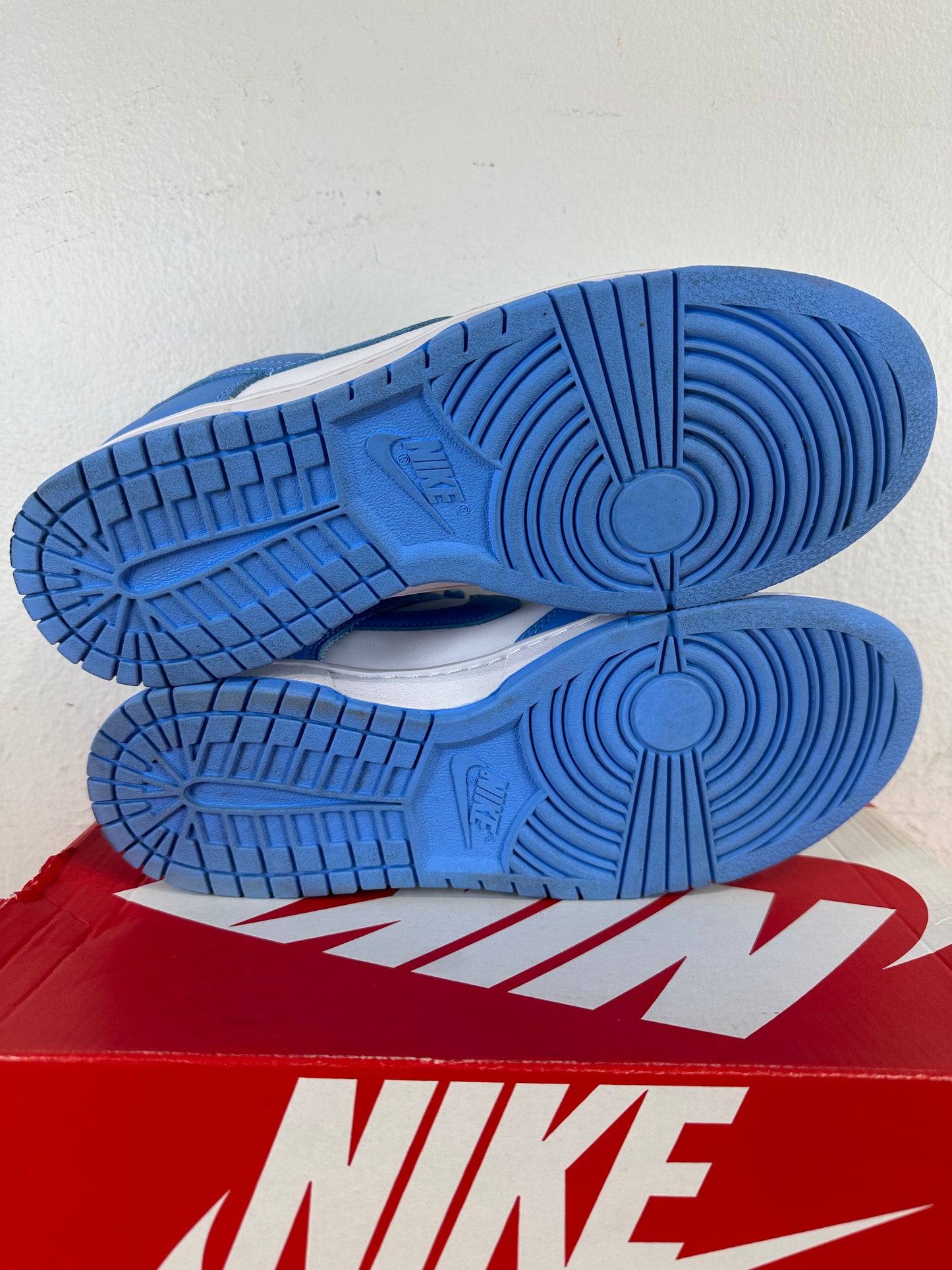 Nike Dunk Low UNC Sz 9