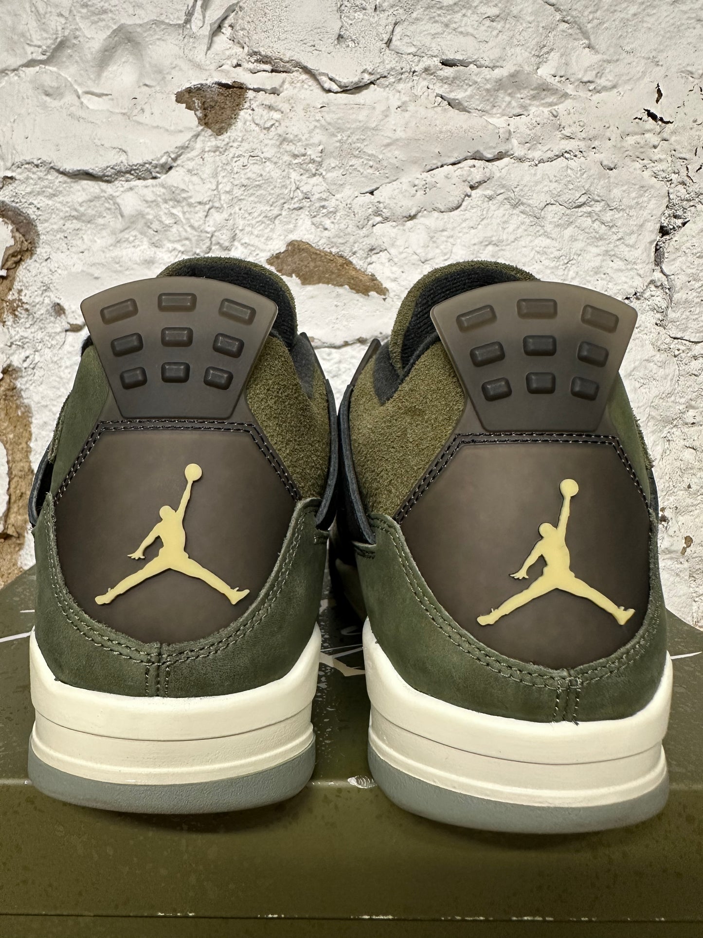 Air Jordan 4 Craft Olive Sz 13