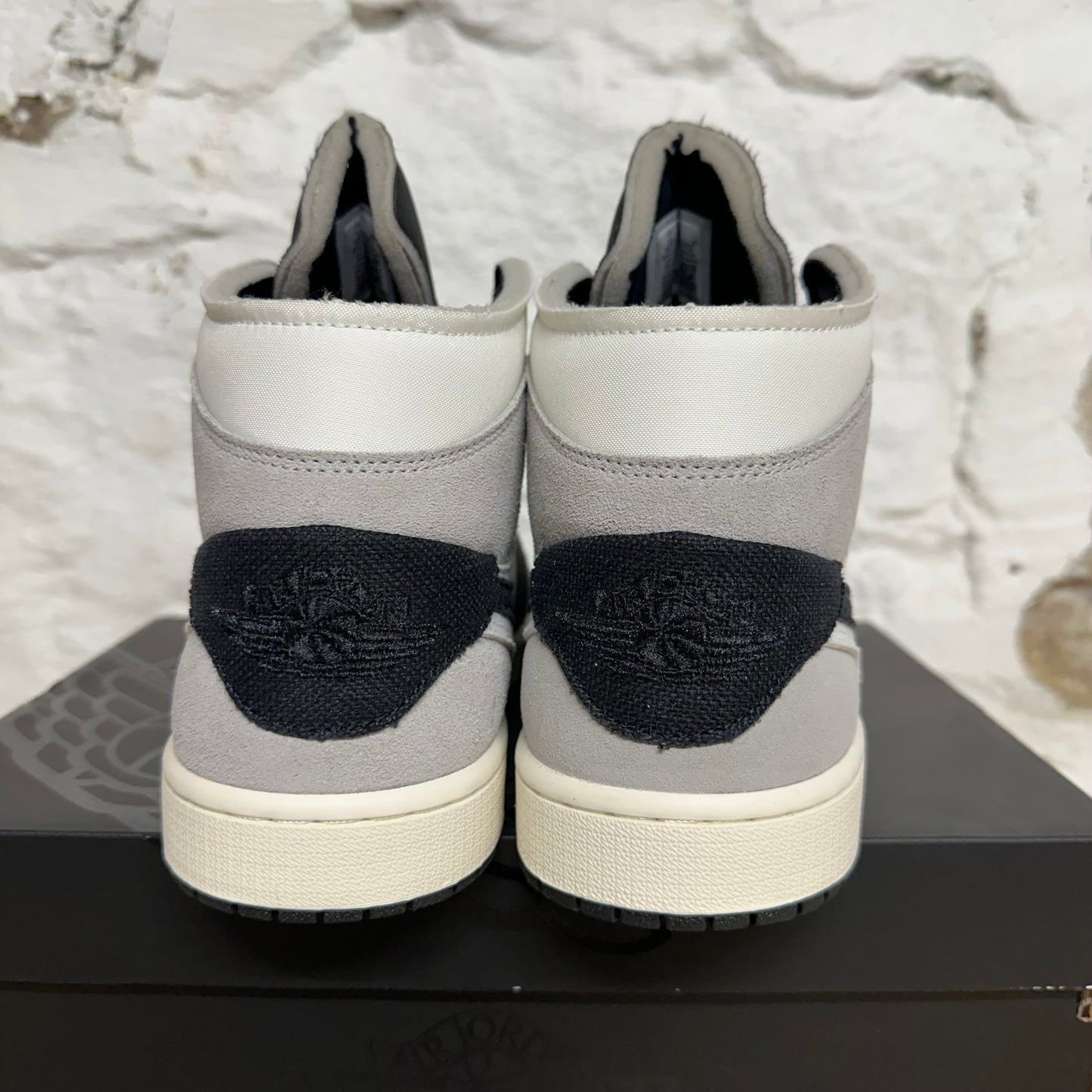 Air Jordan 1 Mid Craft White Cement Grey Black Sz 10 DS