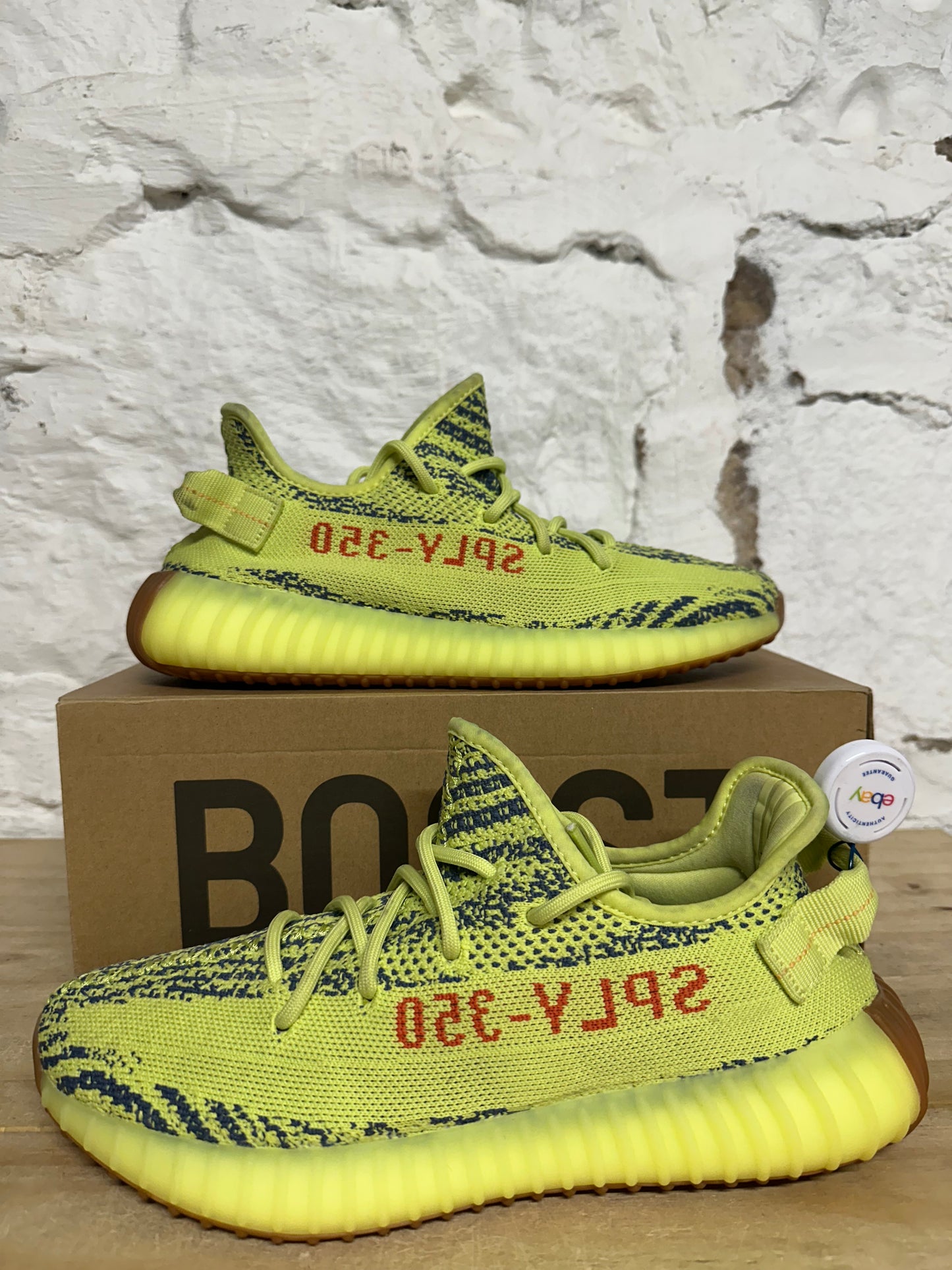 Yeezy 350 V2 Semi Frozen Sz 8.5