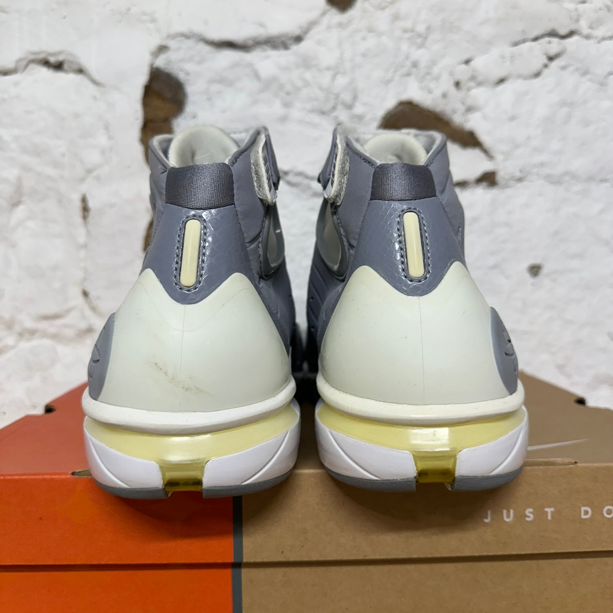 Nike Air Zoom Huarache 2K4 Stealth White Sz 10 DS