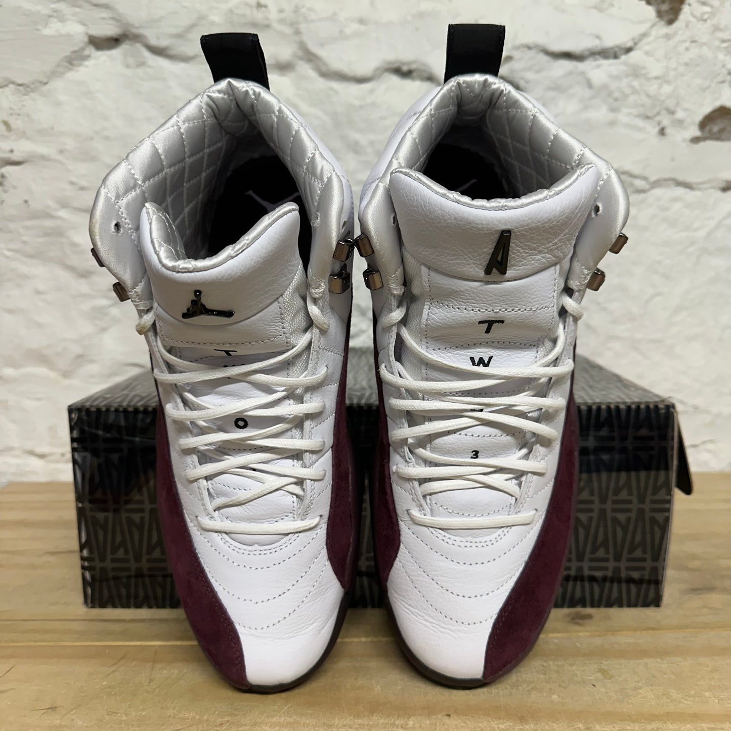Air Jordan 12 A Ma Maniere White Sz 10.5 (12W)