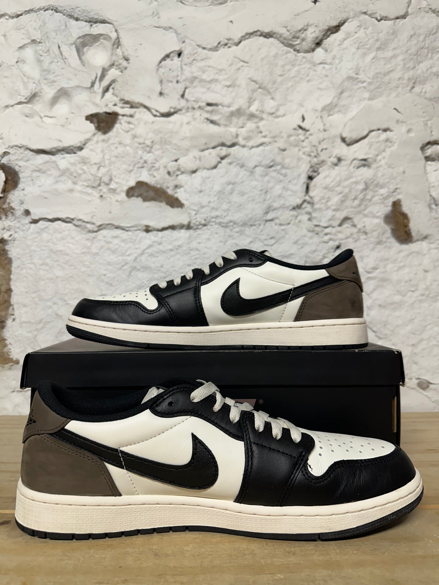 Air Jordan 1 Low Mocha Sz 11