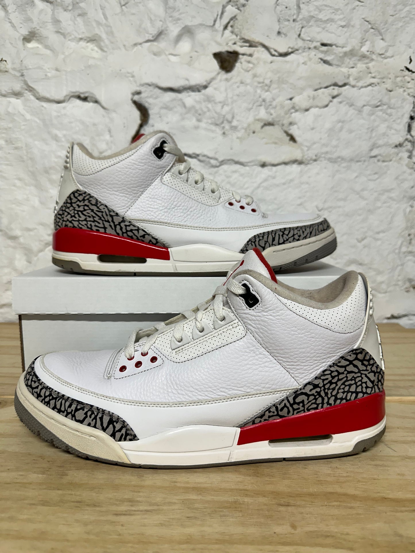 Air Jordan 3 Hall Of Fame Sz 13