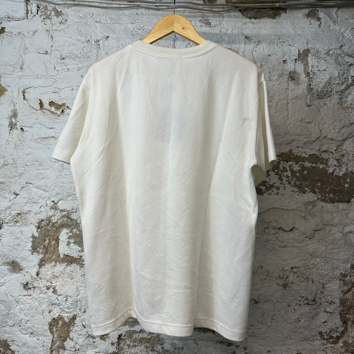 Louis Vuitton White Monogram Pocket T-shirt Sz M