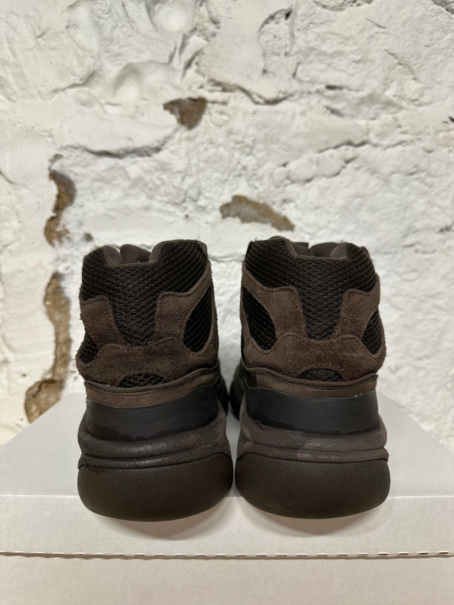 Yeezy DSRT Boot Oil Sz 8
