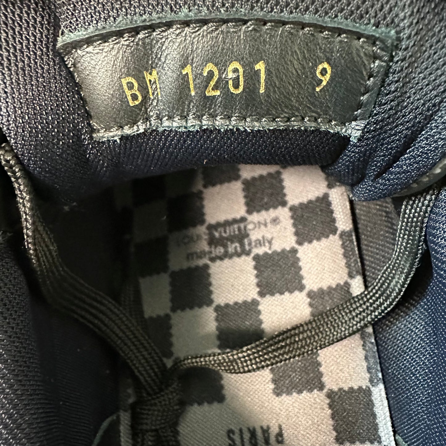 Louis Vuitton Damier Graphite Trainer Sneaker Sz 10.5 (9LV)
