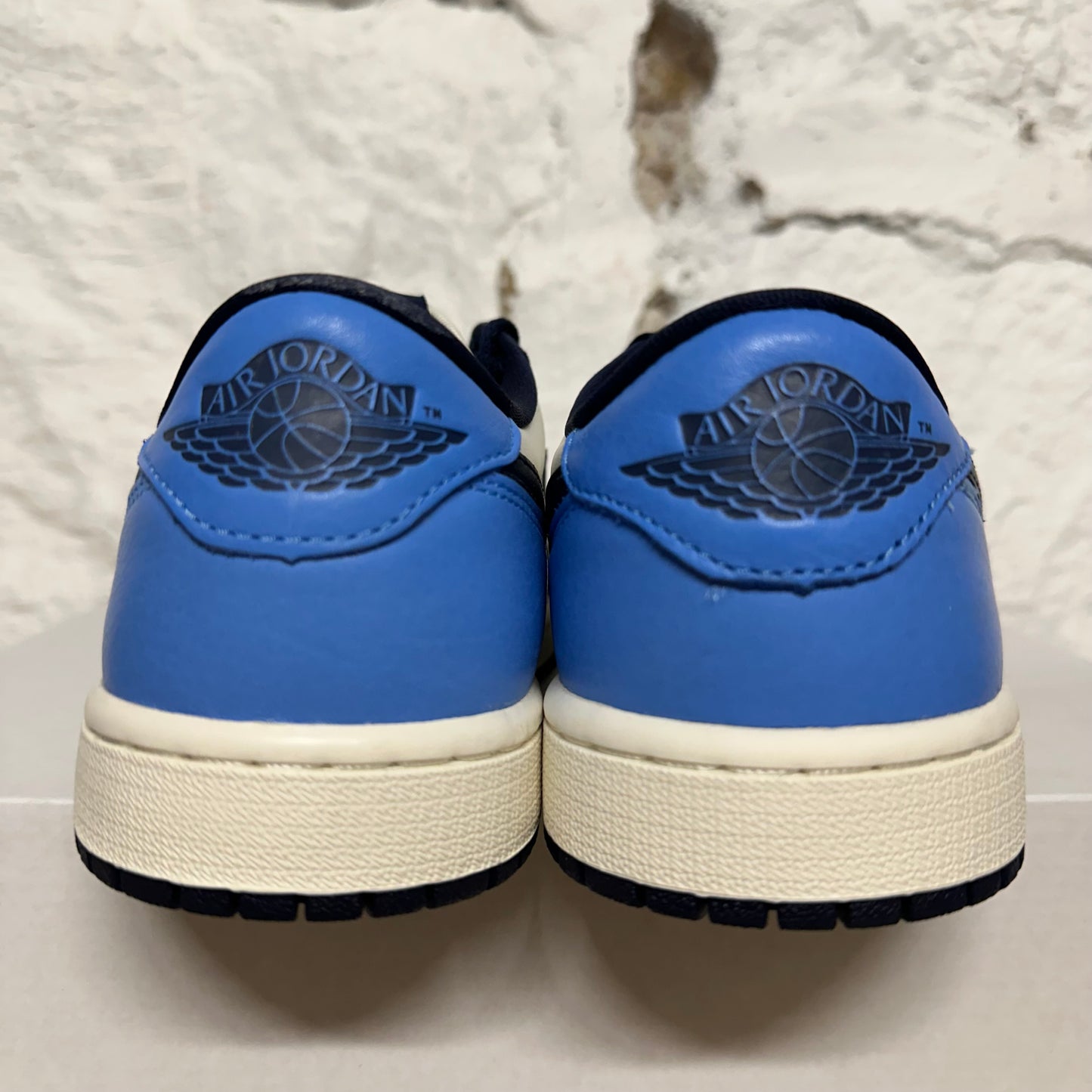 Air Jordan 1 Low Obsidian Sz 8