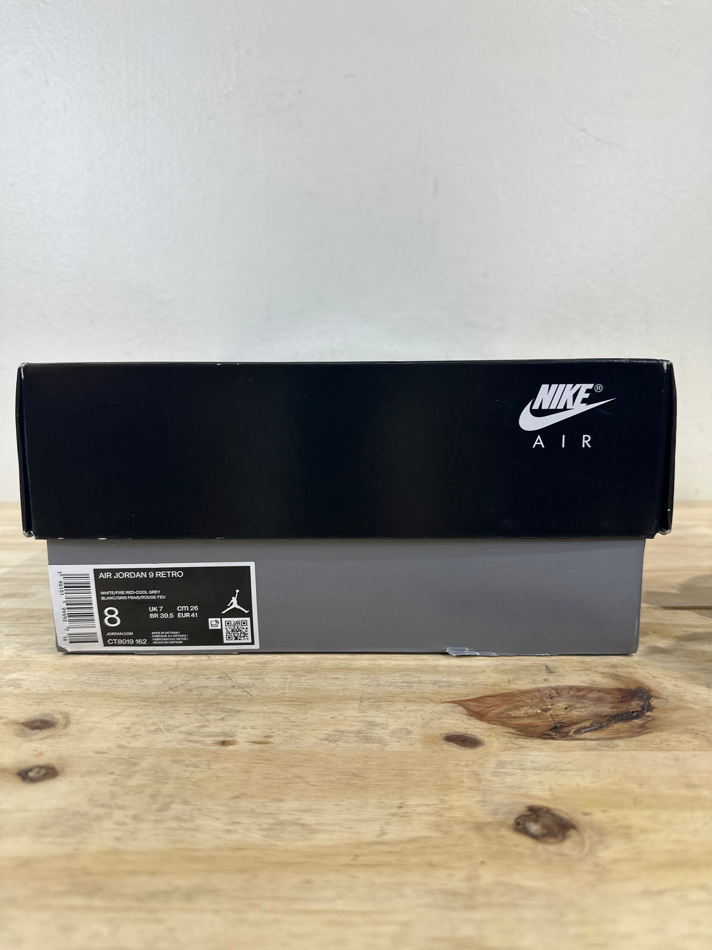 Air Jordan 9 Fire Red Sz 8