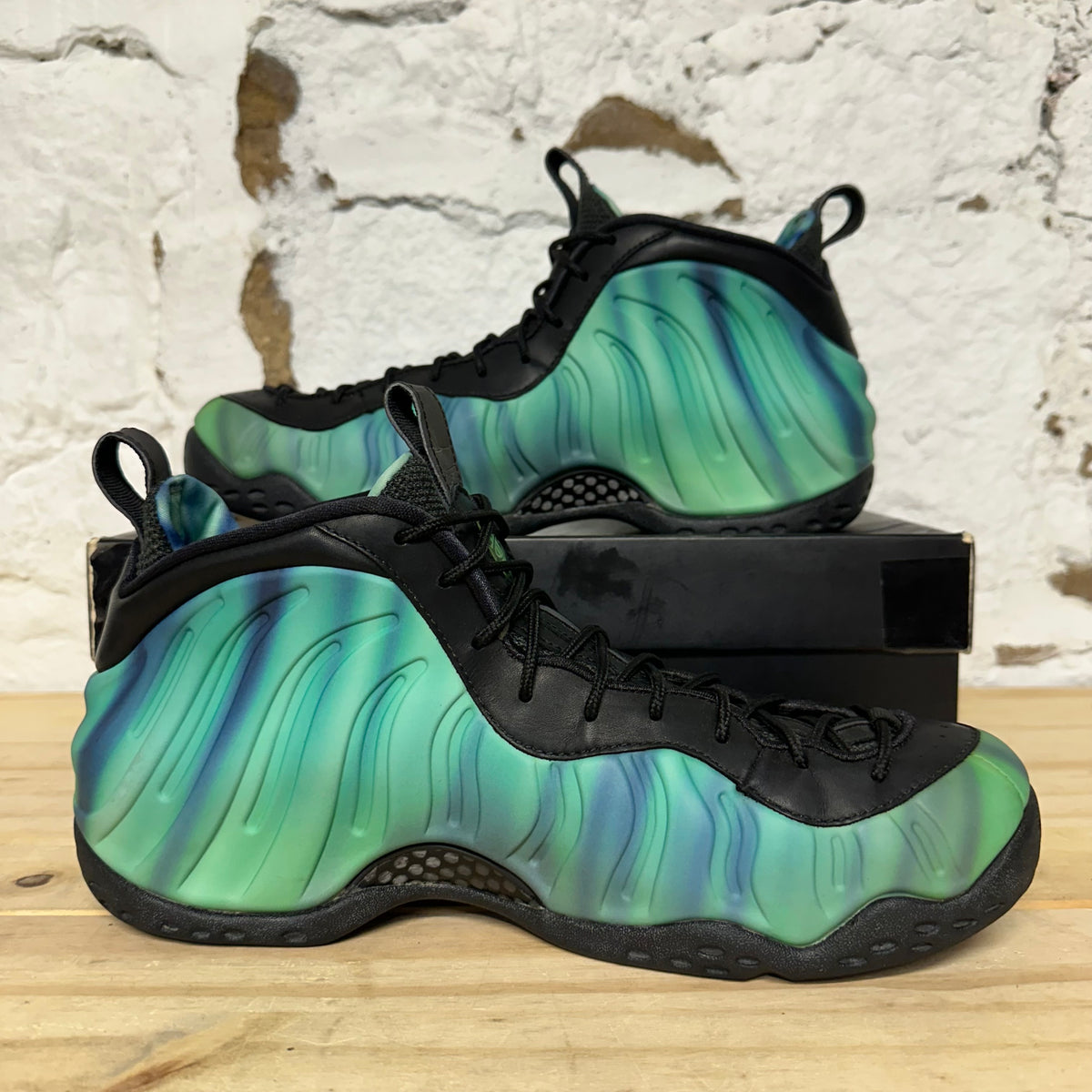 Nike Air Foamposite One Northern Lights Sz 11