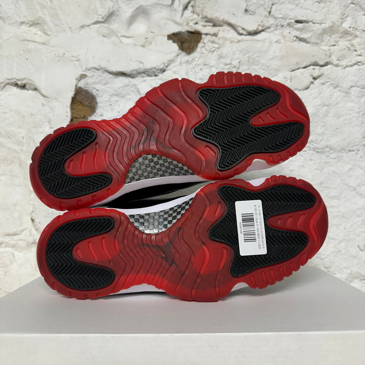 Air Jordan 11 Low Concord Bred Sz 9