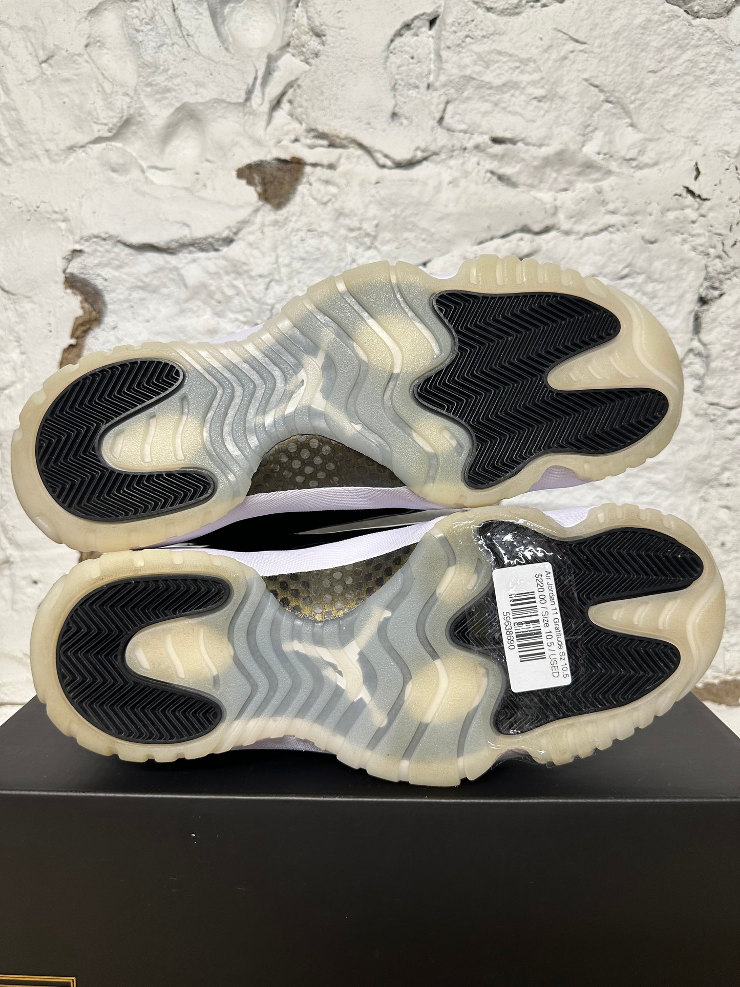 Air Jordan 11 High Gratitude Sz 10.5