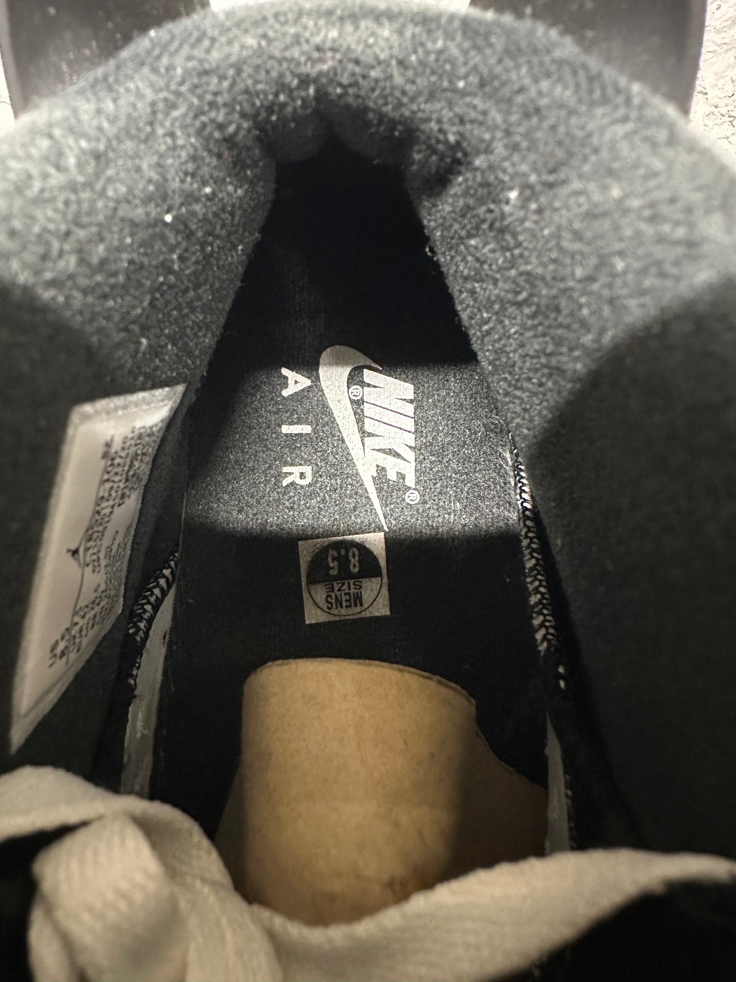 Air Jordan 6 Carmine Sz 8.5