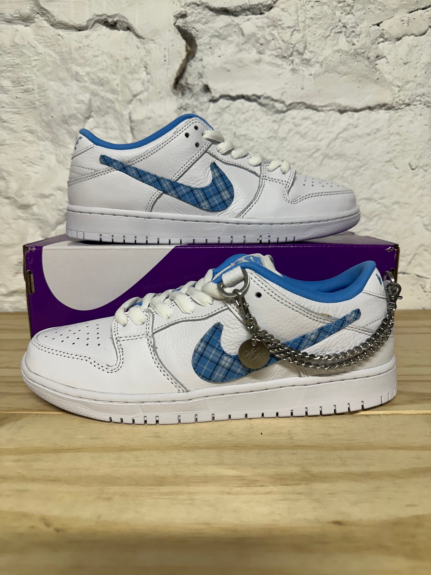 Nike SB Dunk Low Nicole Hause Sz 9 DS