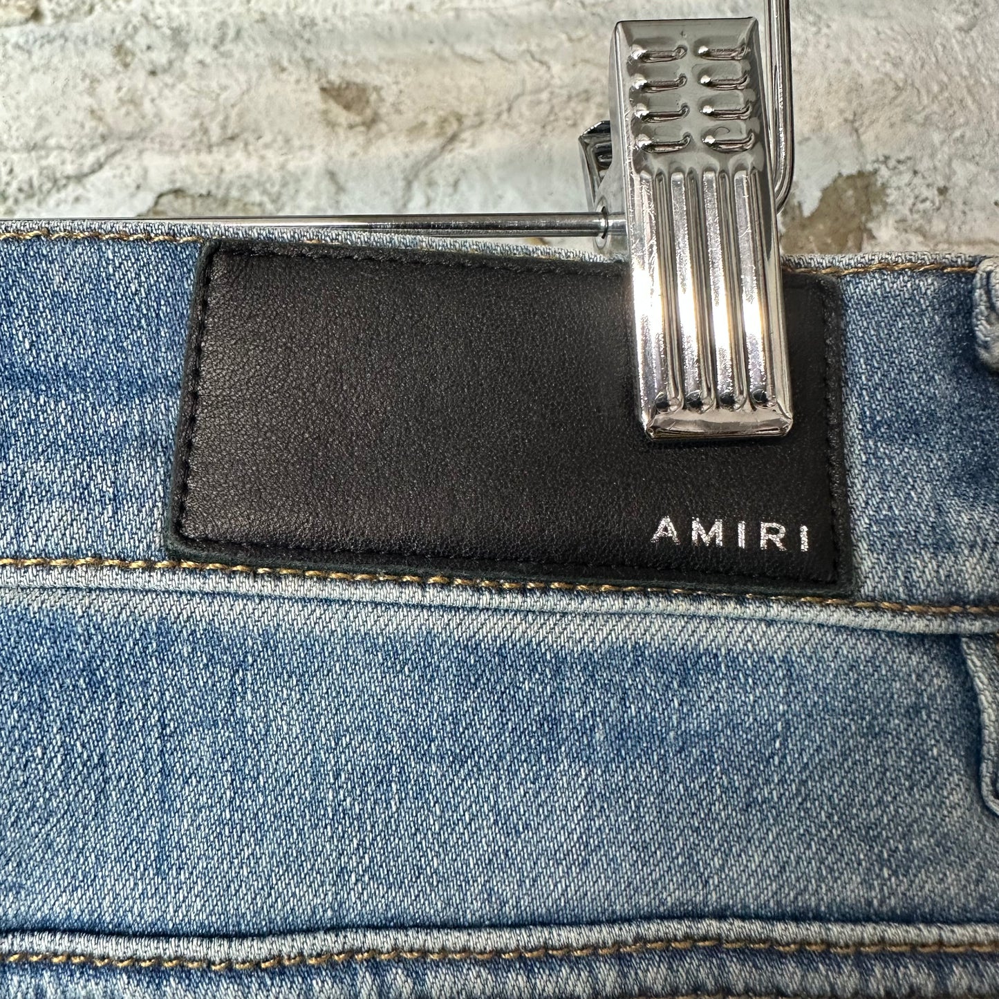 Amiri Knee Hole Blue Denim Jeans Sz 28