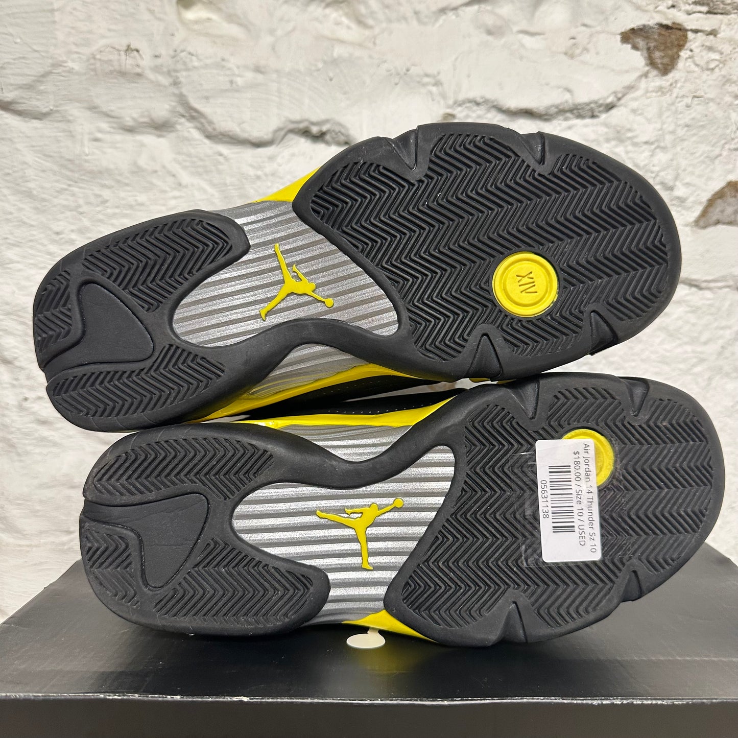 Air Jordan 14 Thunder Sz 10