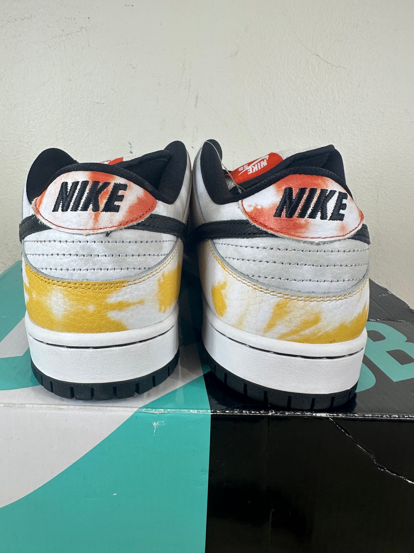 Nike SB Dunk Low Raygun Tie-Dye White Sz 11.5 DS