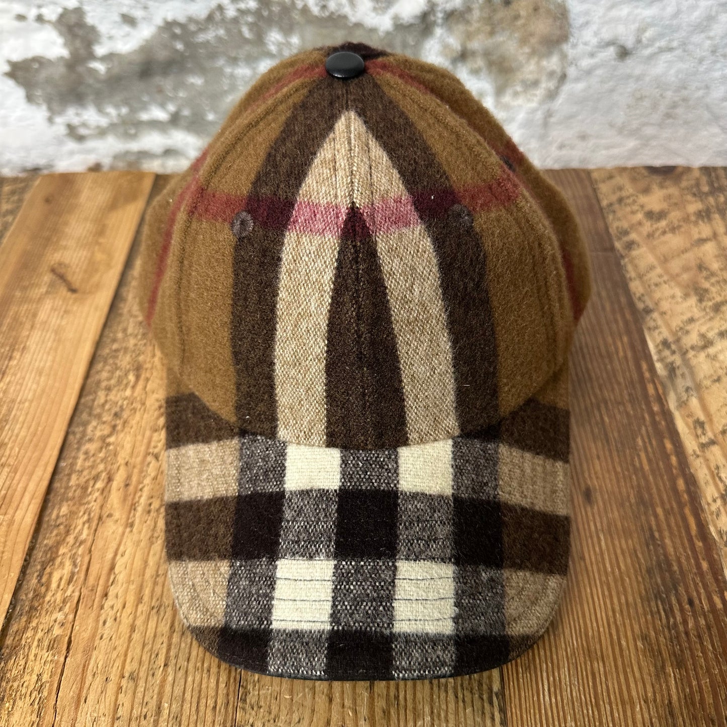 Burberry Check Plaid Wool Hat Sz M