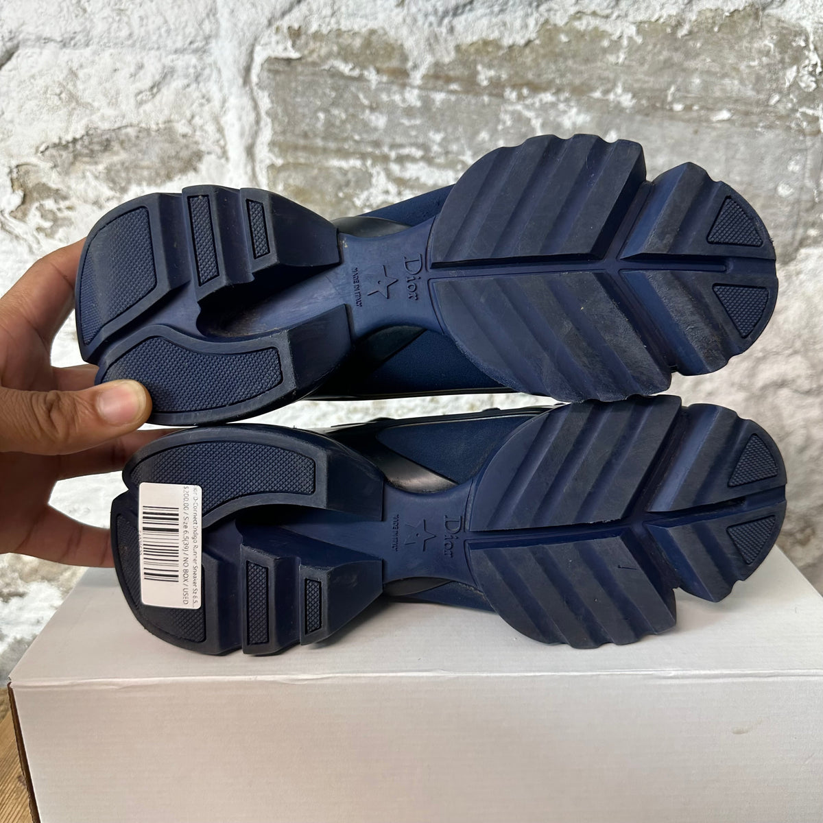 Dior D-Connect Indigo Runner Sneaker Sz 6.5 (39)