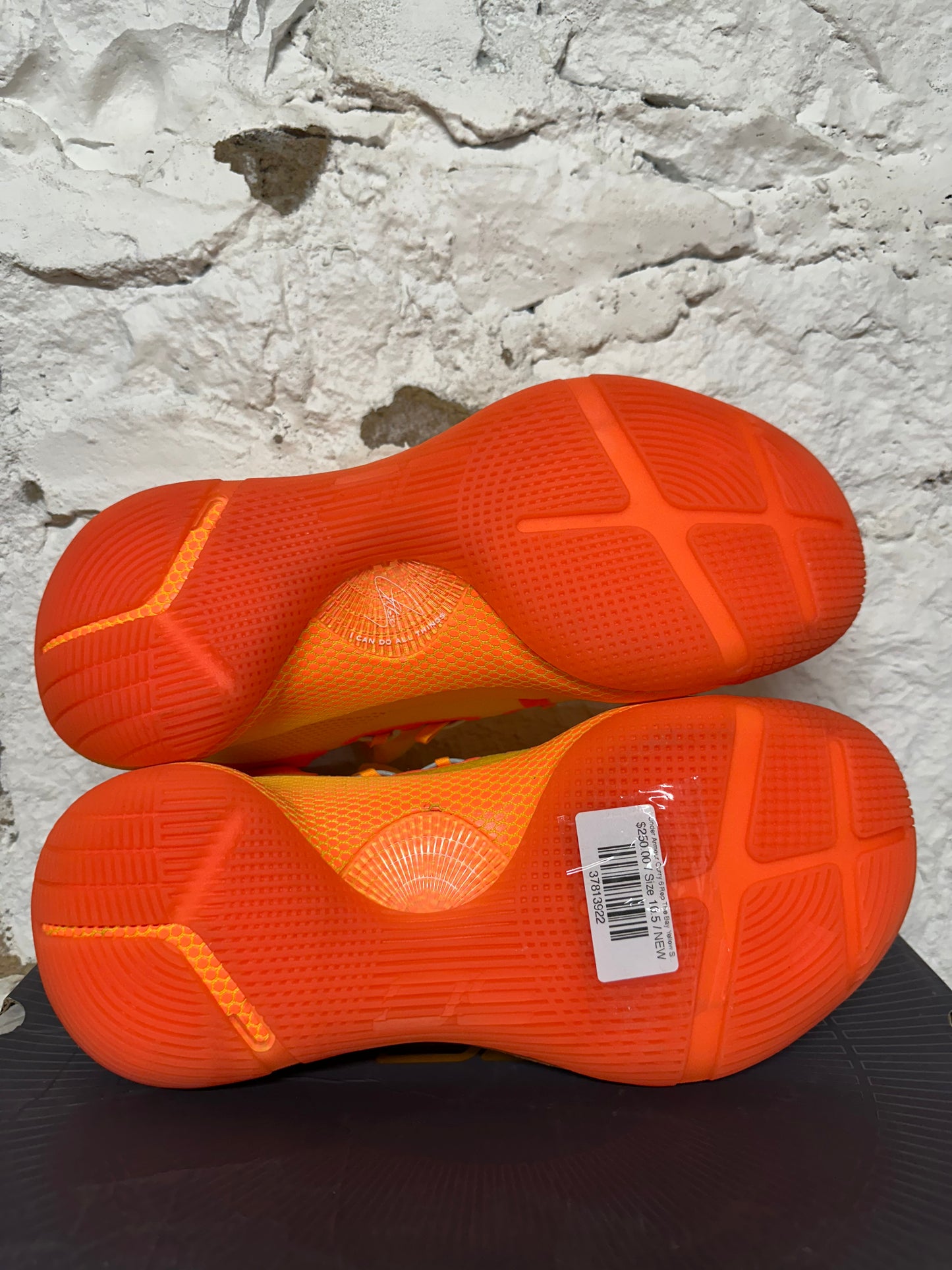 Under Armour Curry 6 Rep The Bay Yellow Sz 10.5 DS