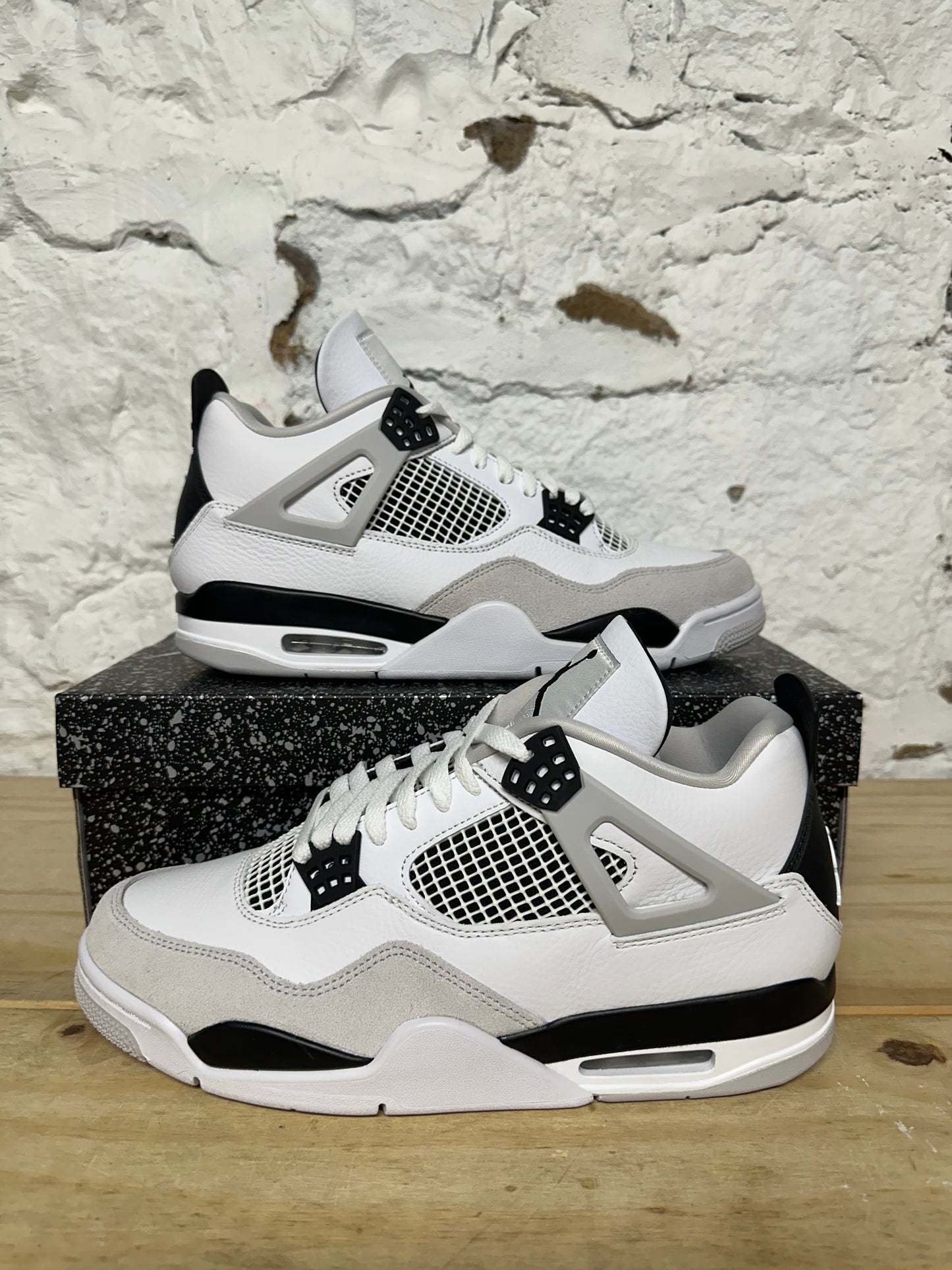 Air Jordan 4 Military Black Sz 11 DS