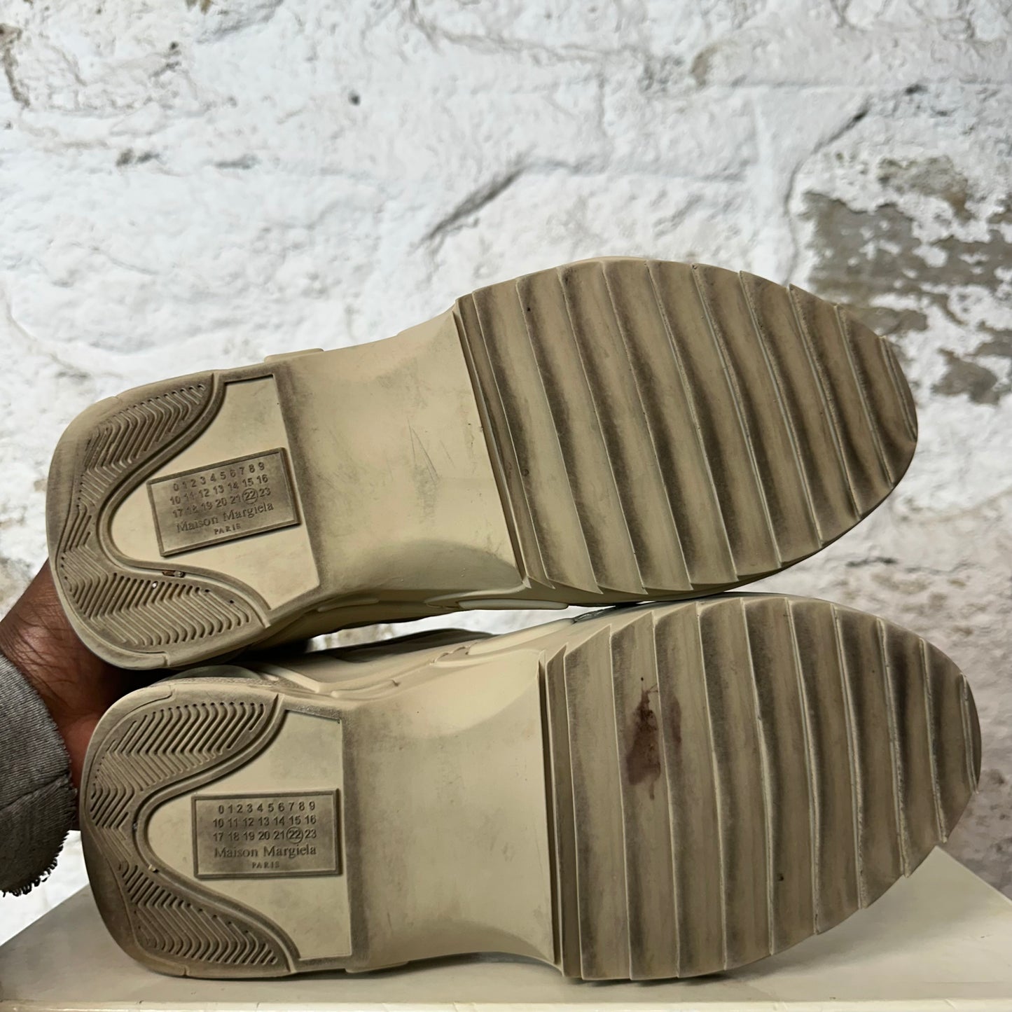 Maison Margiela Beige Future Runner Sneaker Sz 8 (41)