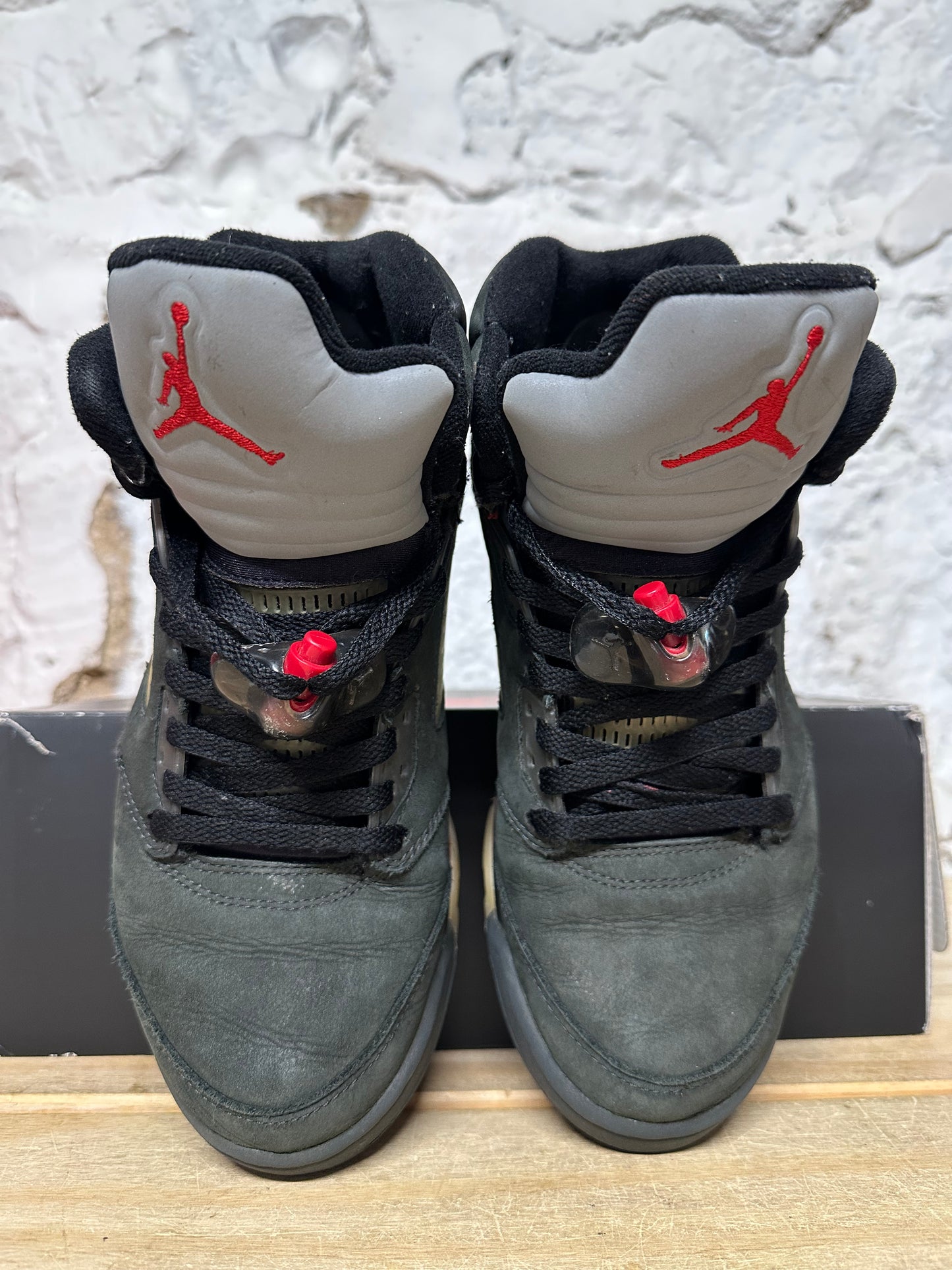 Air Jordan 5 Gore Tex Off Noir Sz 7.5 (9W)