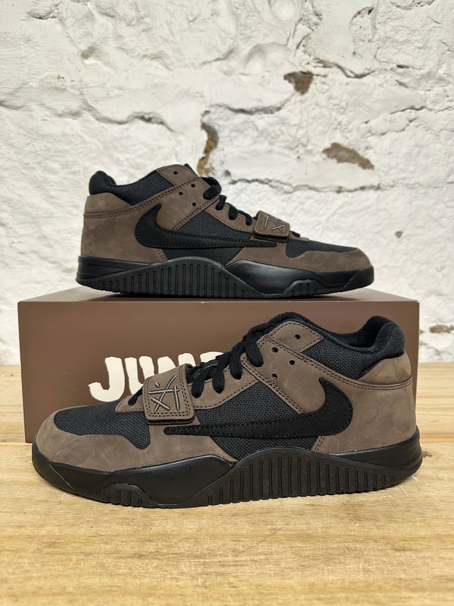 Air Jordan Jumpman Jack Travis Scott Dark Mocha Sz 12 DS
