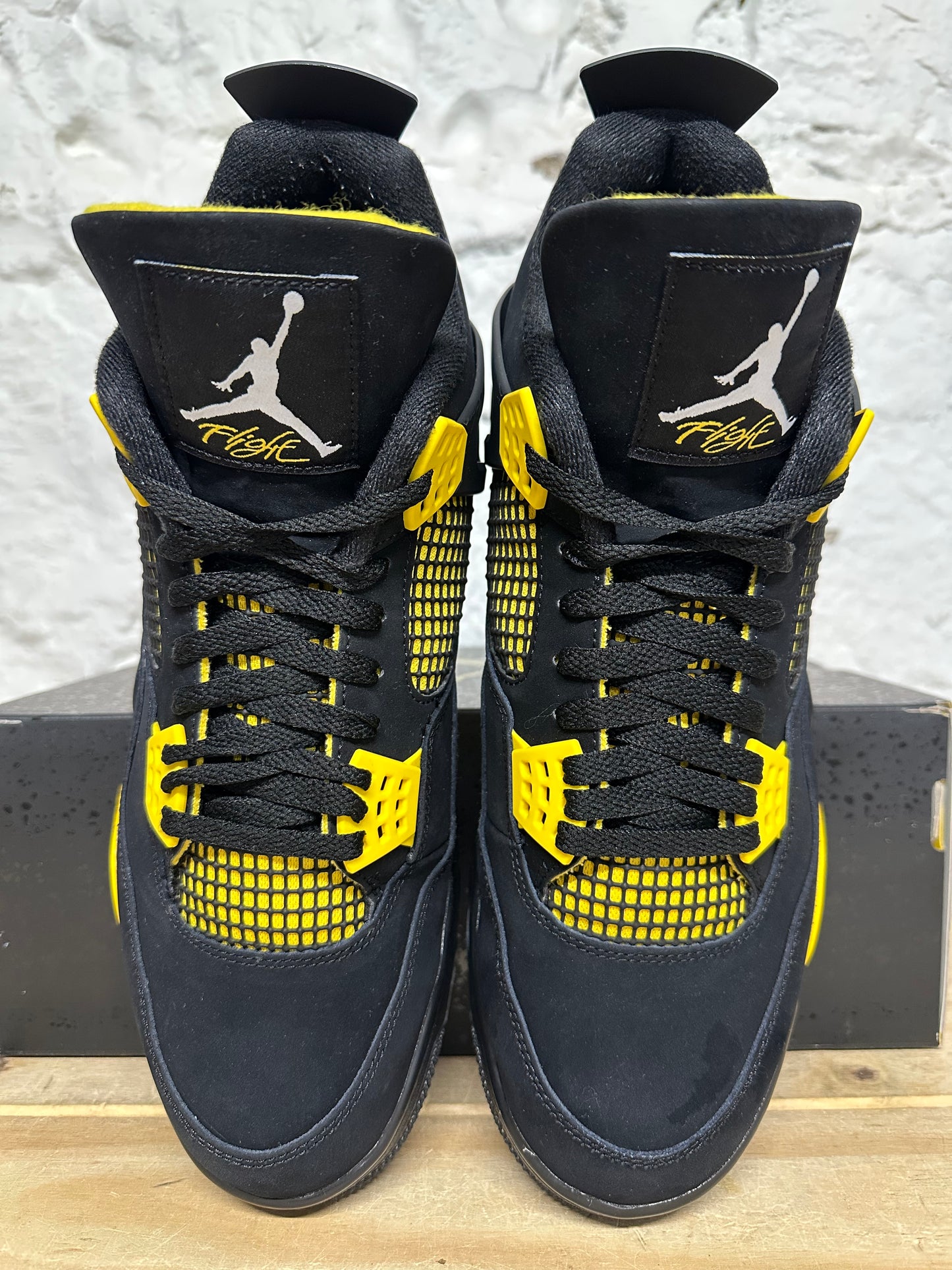 Air Jordan 4 Thunder Sz 13