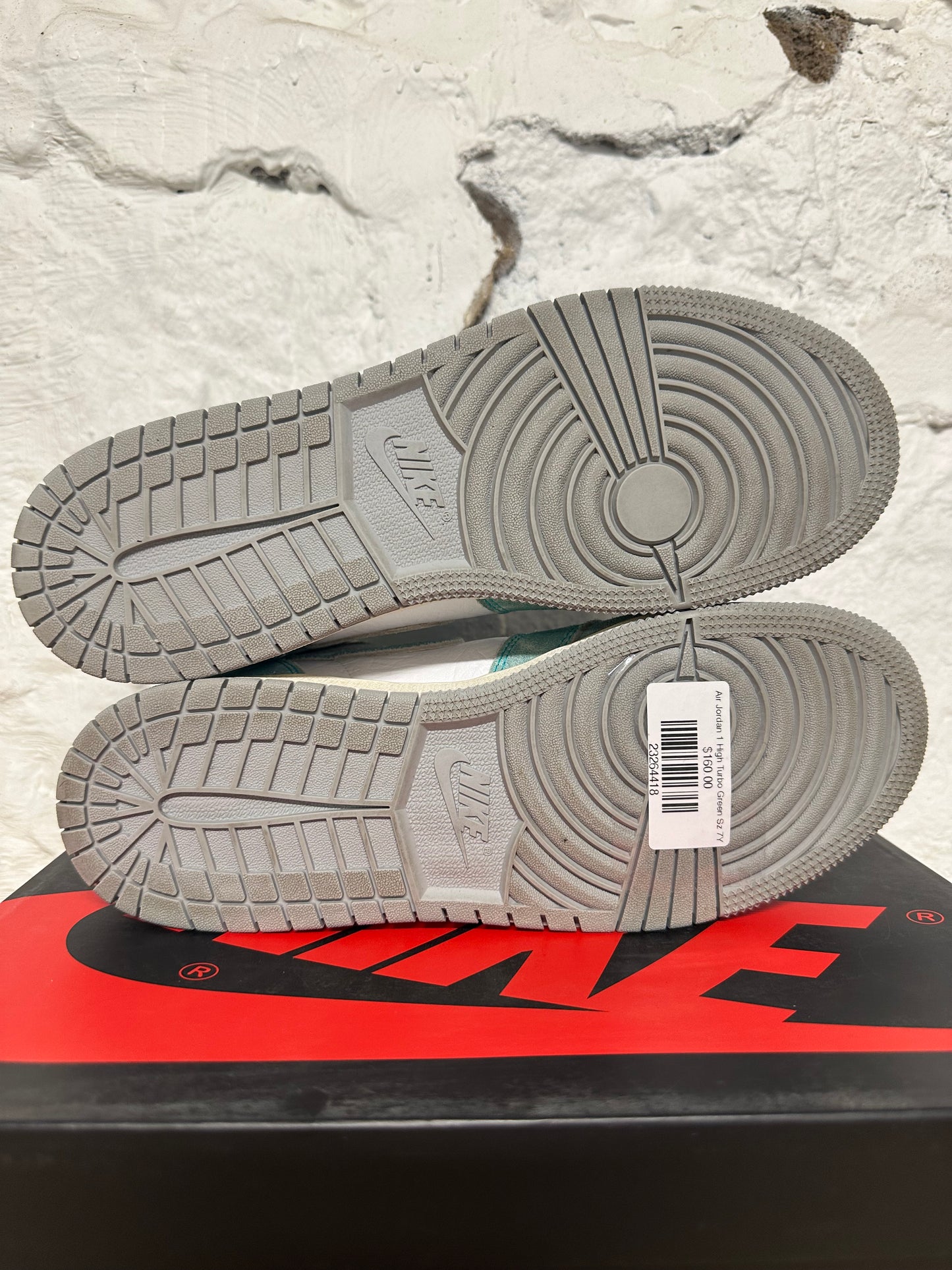 Air Jordan 1 High Turbo Green Sz 7Y