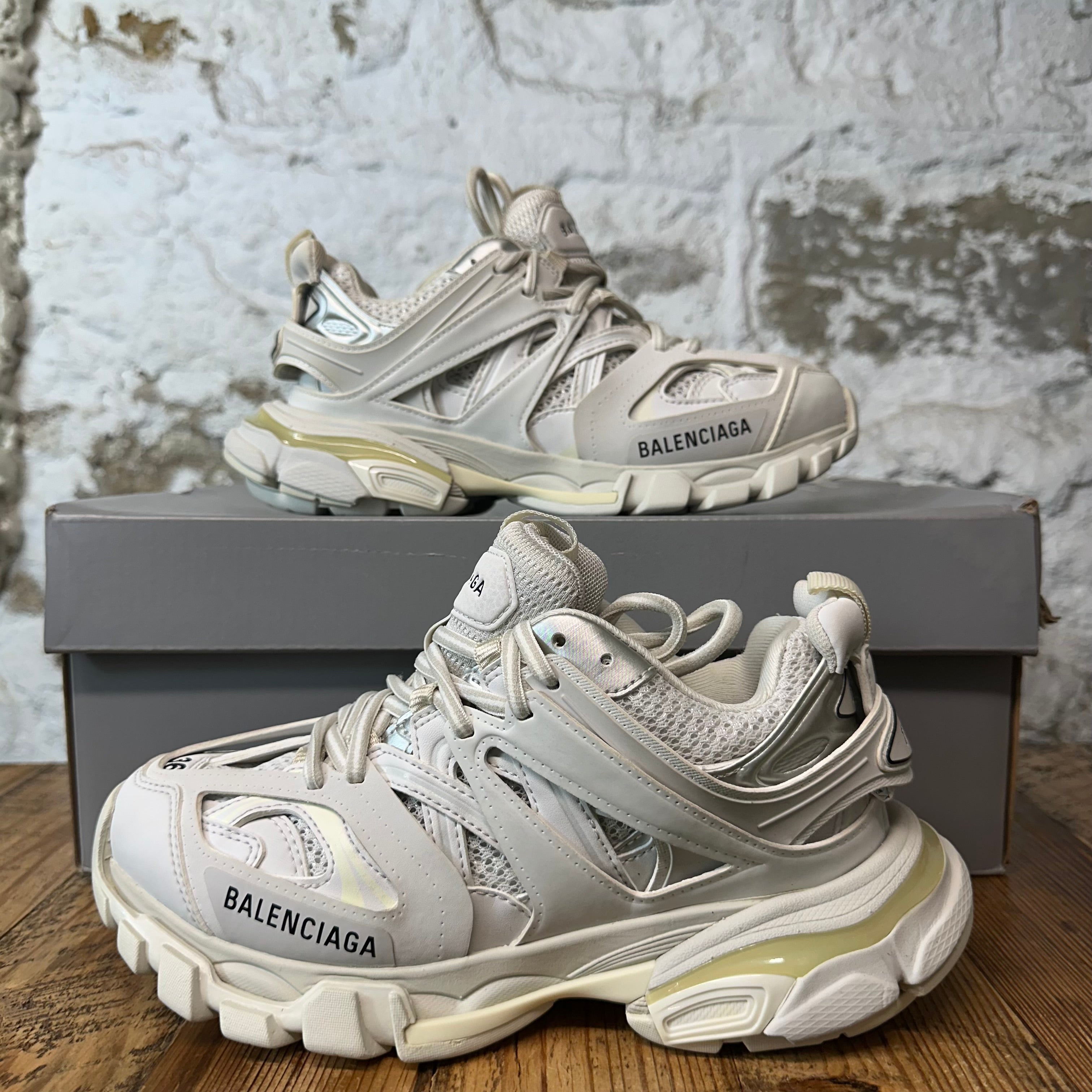 Balenciaga Track Runner Triple White Sneaker Sz 4.5 (36)